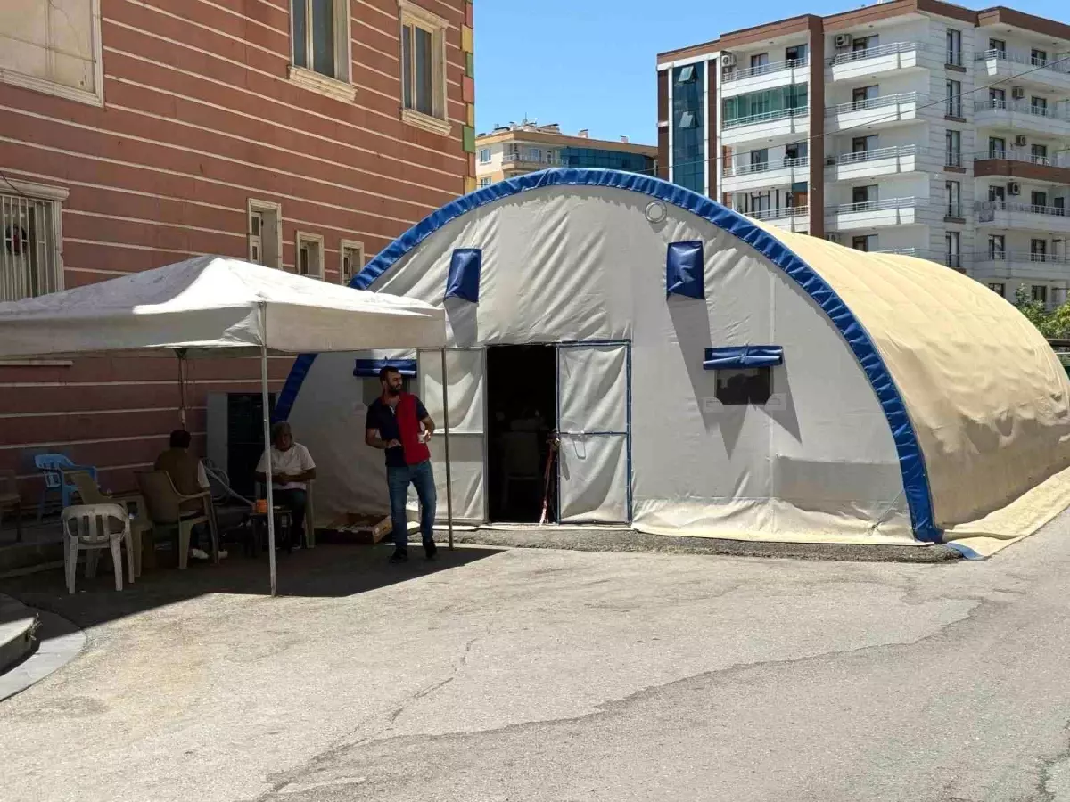 Diyarbakır'da Öğrenci Ailelerinin Hüzünlü Karnesi