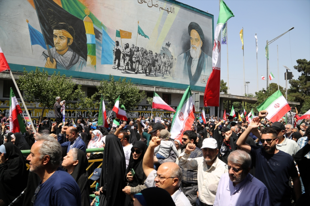Iranians took to the streets after Friday prayers