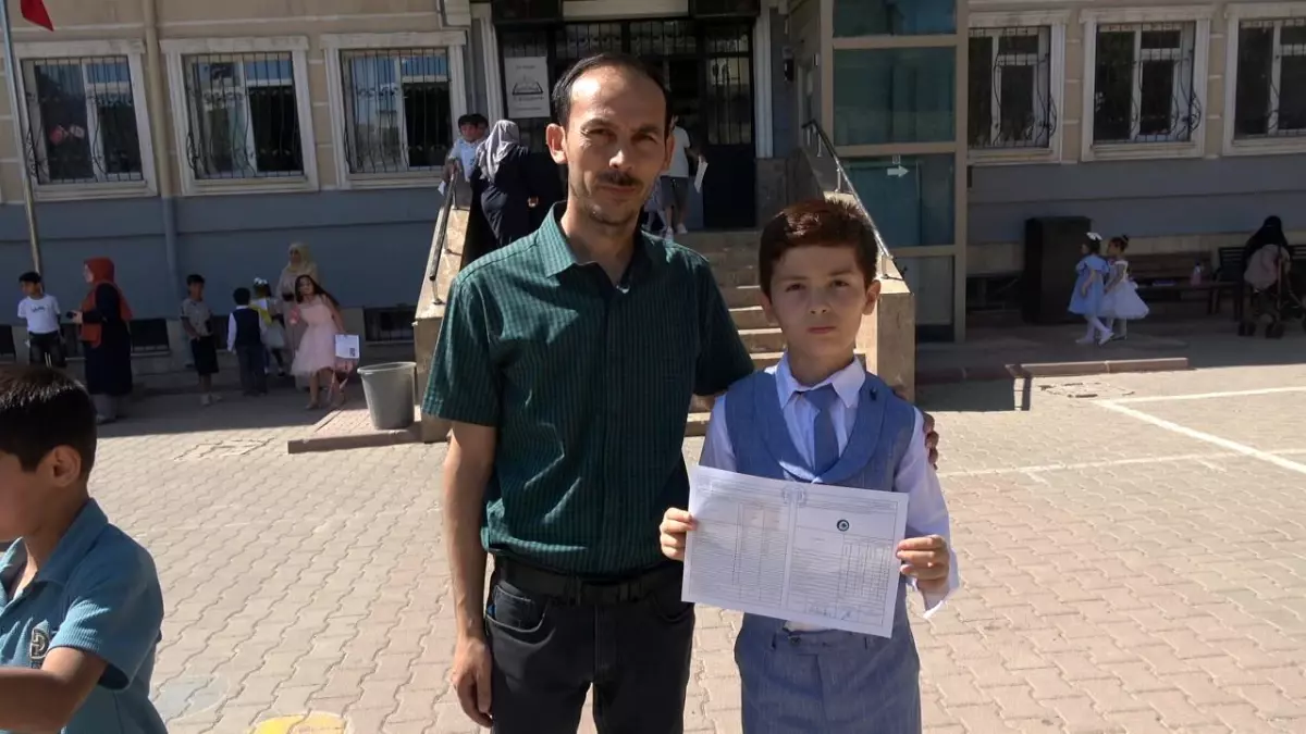 Kilis'te Suriyeli Aile, Eğitim Sonrası Suriye'ye Dönüş Hazırlığında