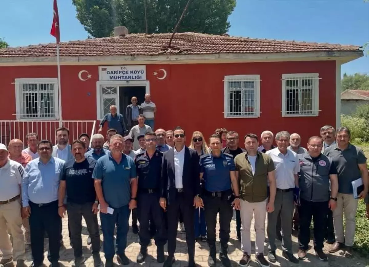 Kaymakam Emrah Aslan, Garipce'de Halk Günü Toplantısı Düzenledi