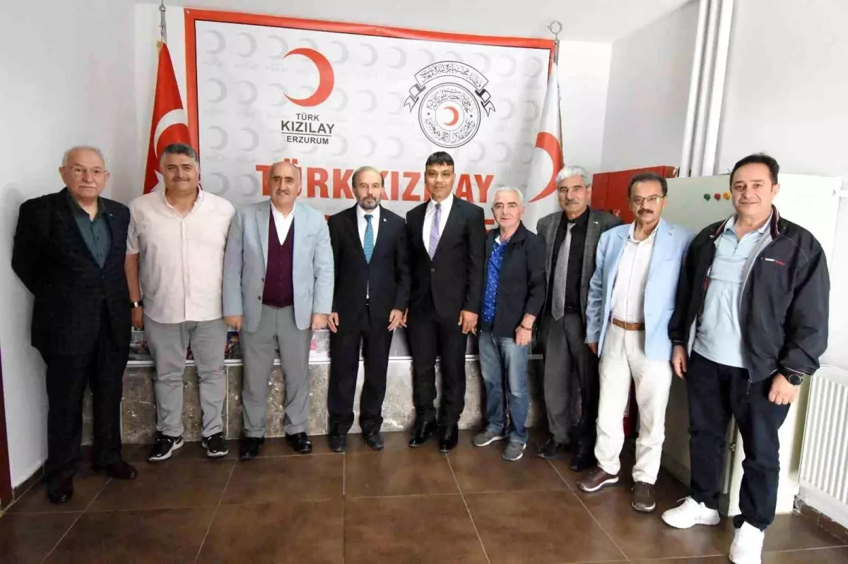 Kent Konseyi'nden Türk Kızılay Erzurum Şubesine Hayırlı Olsun Ziyareti