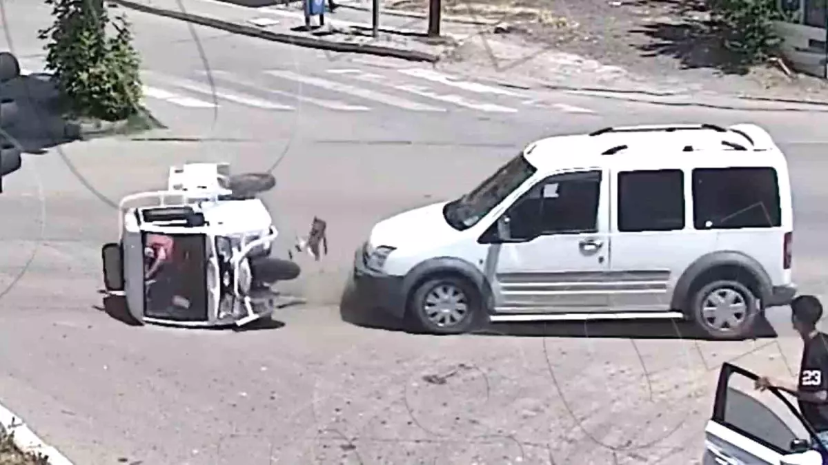 Kırıkkale'deki Trafik Kazaları KGYS Kameralarına Yansıdı