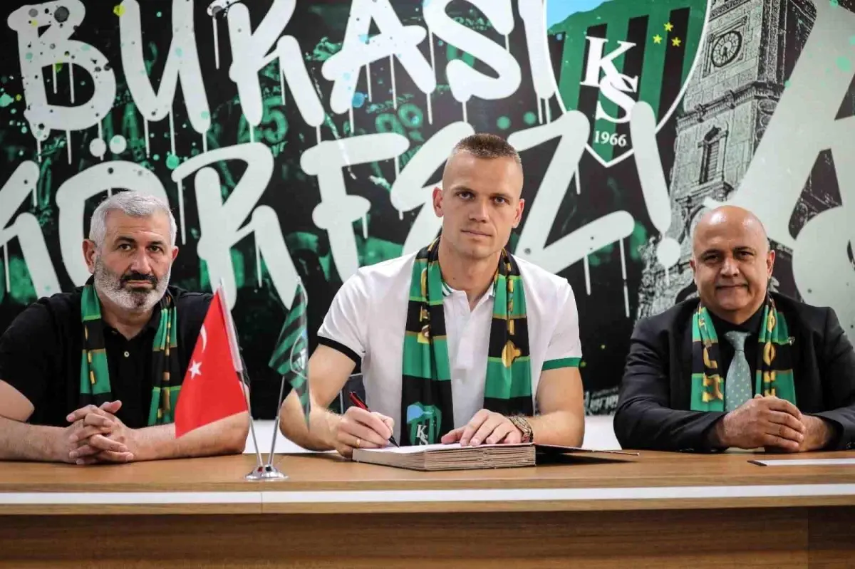 Kocaelispor, Kaleci Aleksandar Jovanovic ile 2 Yıllık Sözleşme İmzaladı