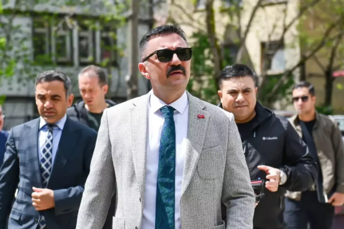 Merkeze alınan Tunceli Valisi'nden dikkat çeken paylaşım: Kudretim olsa kökünden keserdim