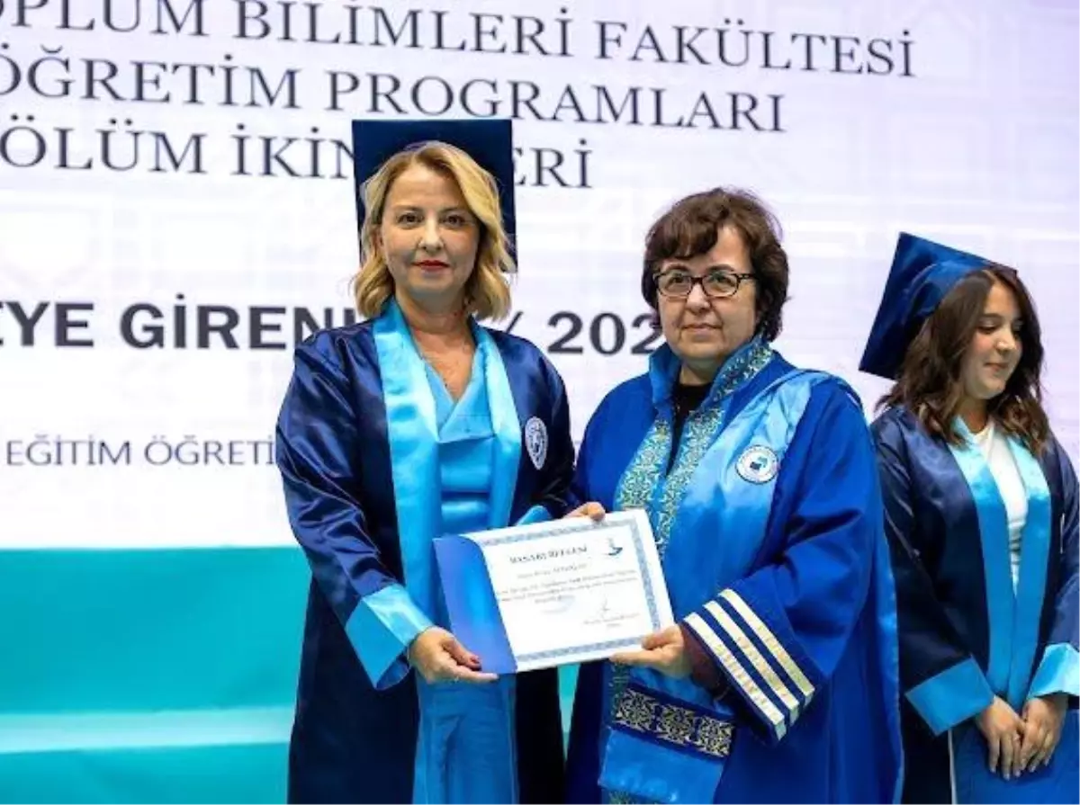 51 Yaşında Öğrenme Hayalini Gerçekleştirdi