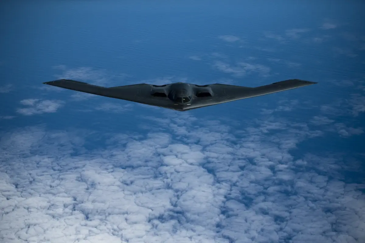 ABD'nin B-2 Bombardıman Uçakları Guam'a Ulaştı