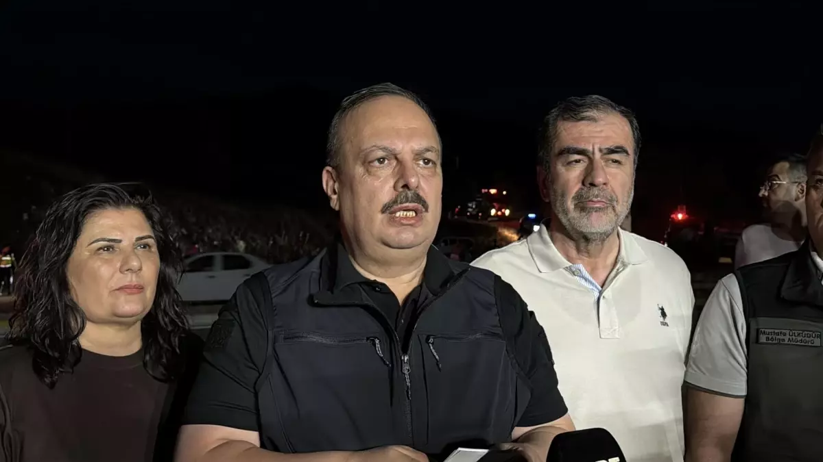 Aydın'da Orman Yangınına 7 Saatlik Mücadele Devam Ediyor