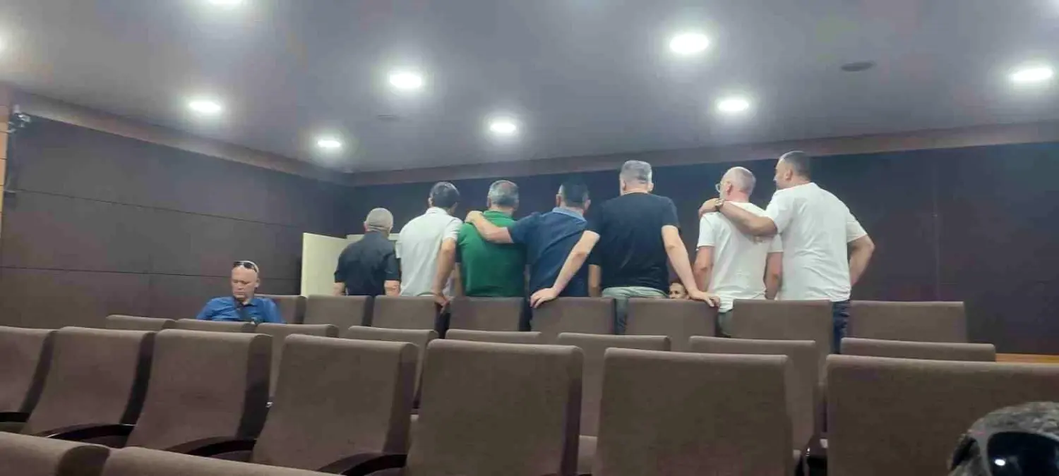 Bartınspor'un Olağanüstü Kongresi Yeterli Katılım Olmadığı İçin Ertelendi