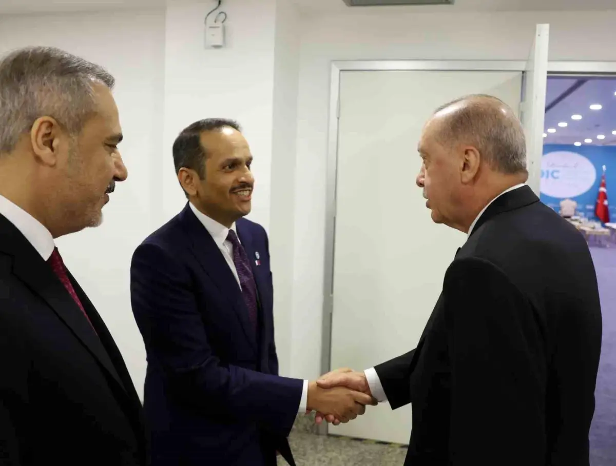 Erdoğan, Katar Başbakanı Al-Thani'yi Kabul Etti