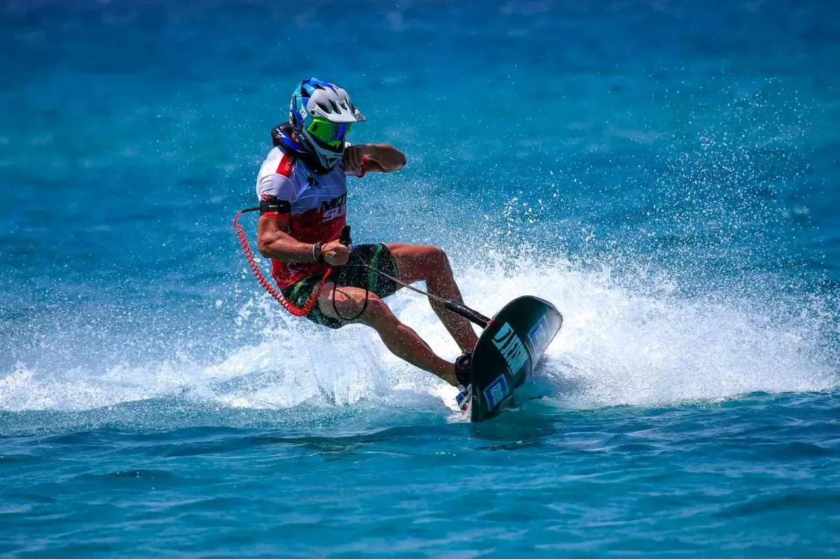 Dünya Motosurf Şampiyonası Çeşme'de Yapıldı