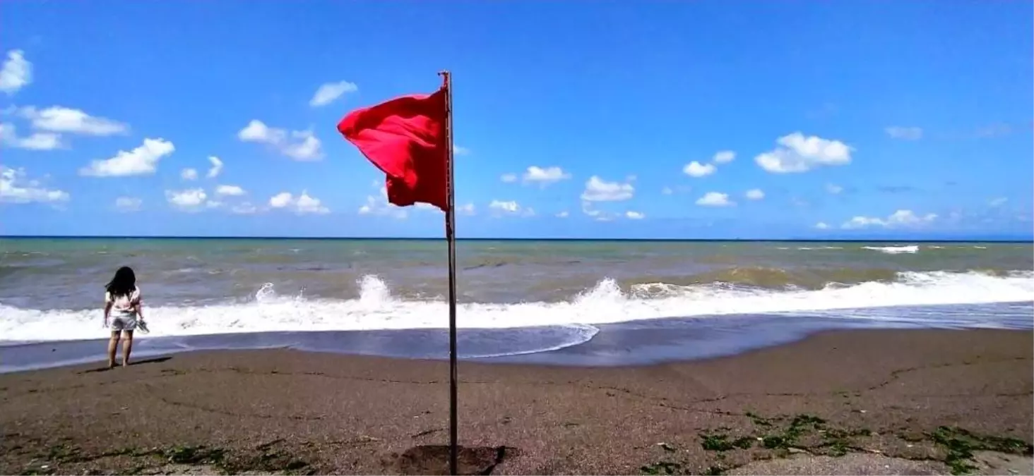 Düzce'de Denize Girişler Yasaklandı