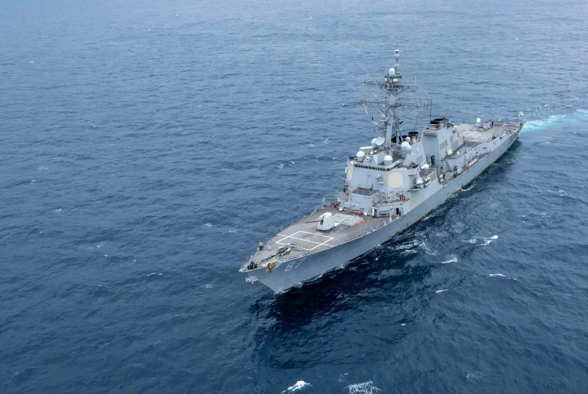 Husiler, İran'a Saldırı Durumunda ABD Savaş Gemilerini Hedef Alacak