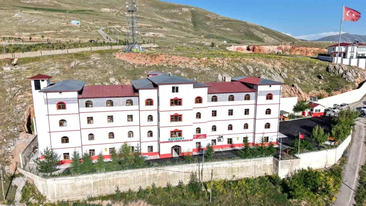 Bayburt'taki Huzurevi Tadilat Çalışmaları Tamamlandı