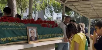 Karne gününde fenalaşan öğretmen hayatını kaybetti