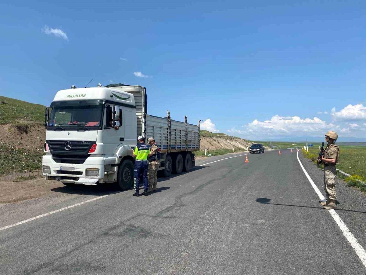Kars'ta Düzensiz Göçle Mücadele Uygulaması