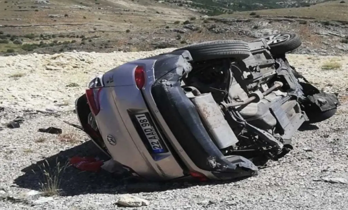 Malatya'da trafik kazasında bir kişi hayatını kaybetti, iki yaralı