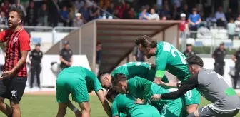 Takımı şampiyon yaptılar kapının önüne koyuldular