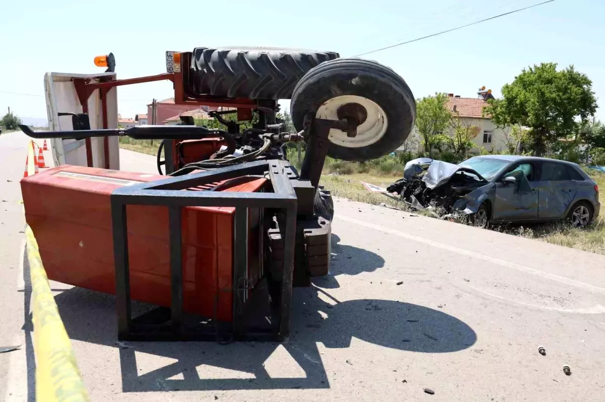 Aksaray'da Trafik Kazası: 4 Kişi Ağır Yaralandı