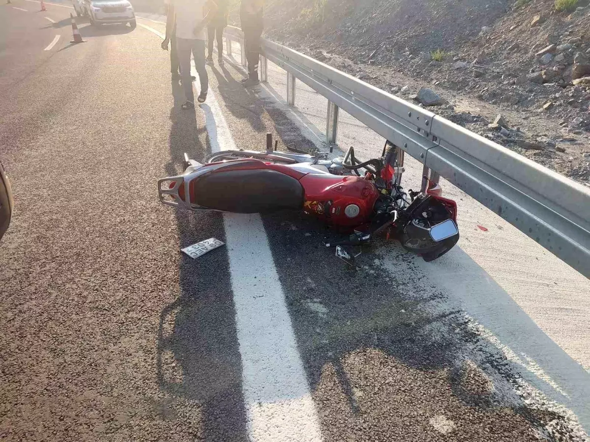Uyuşturucu Etkisiyle Kaza Yapan Şüpheli Kayıtlı Cezasıyla Yakalandı