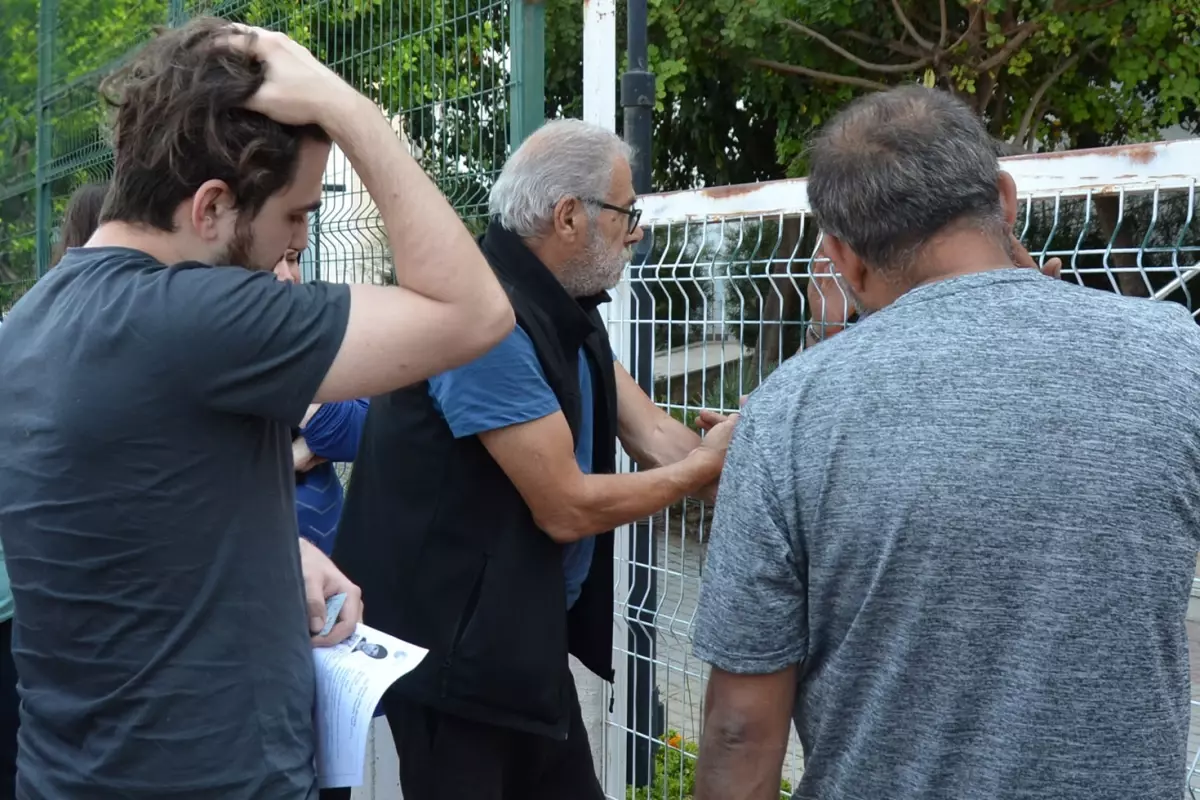 YKS'ye geç kaldı, babası ikna etmeye çalışırken 'Zaten istemiyordum' dedi
