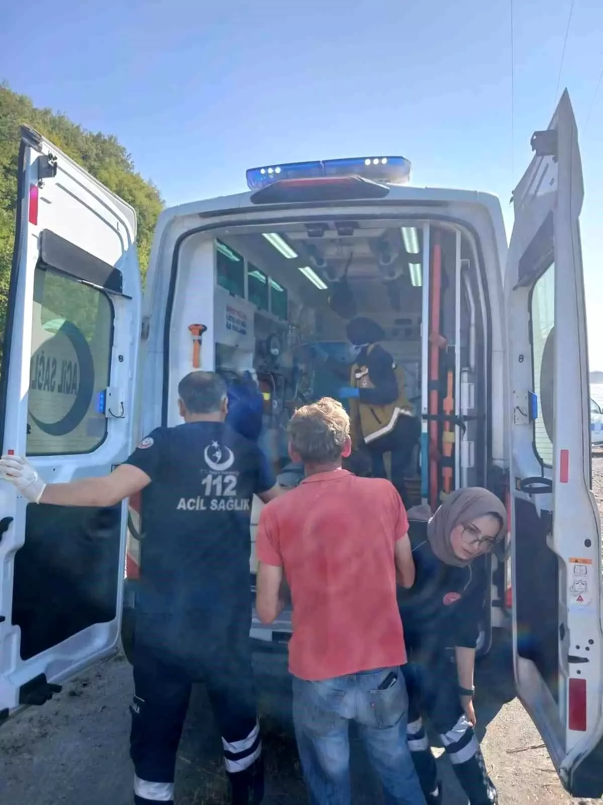 Zonguldak'ta Yürüyüş Yapan Kadın Uçurumdan Düştü