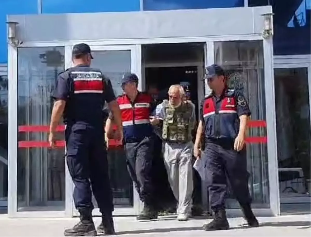 Komşusunu Av Tüfeğiyle Öldüren Adam 2 Kez Ağırlaştırılmış Müebbet Cezası Aldı