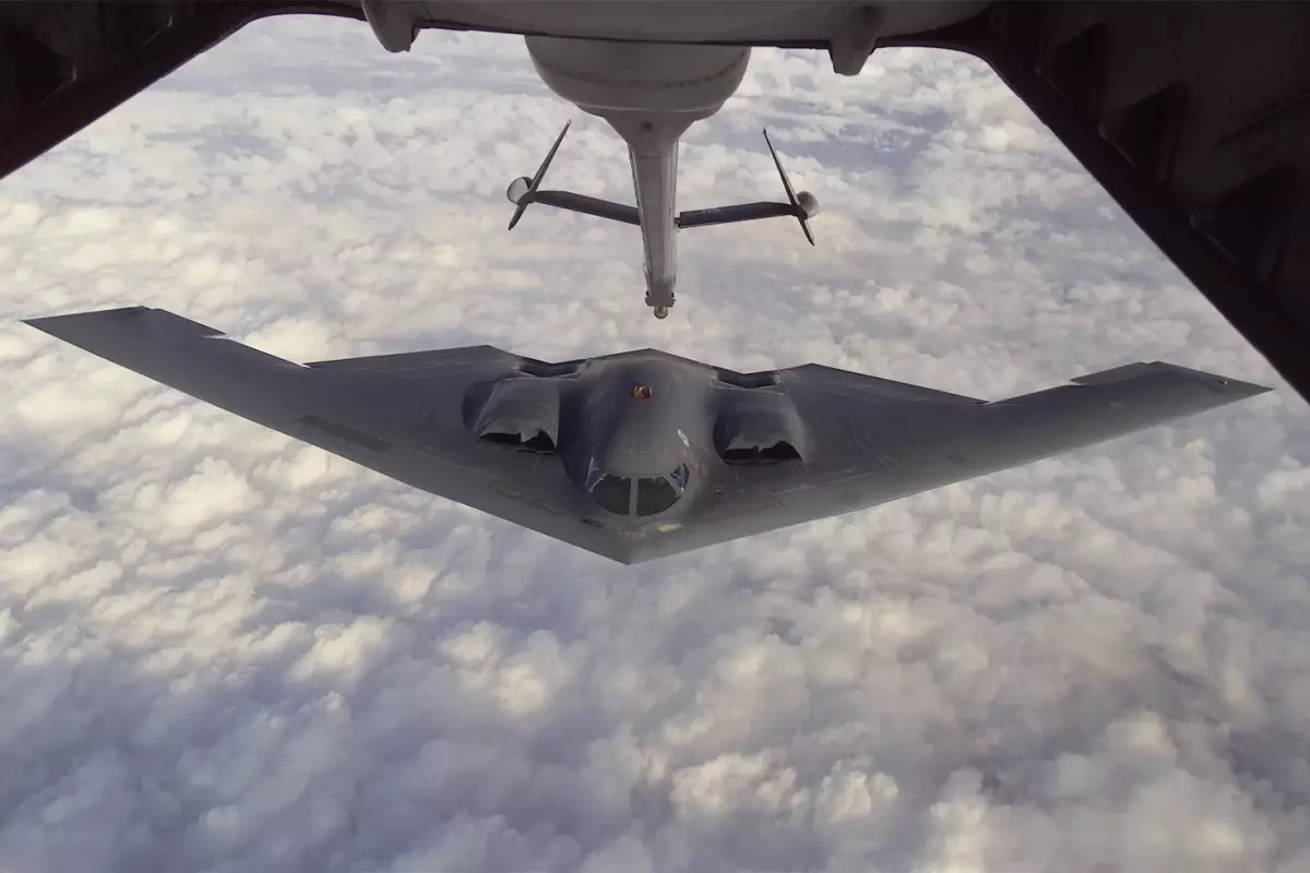 ABD, İran'ı B-2 hayalet bombardıman uçağıyla vurdu