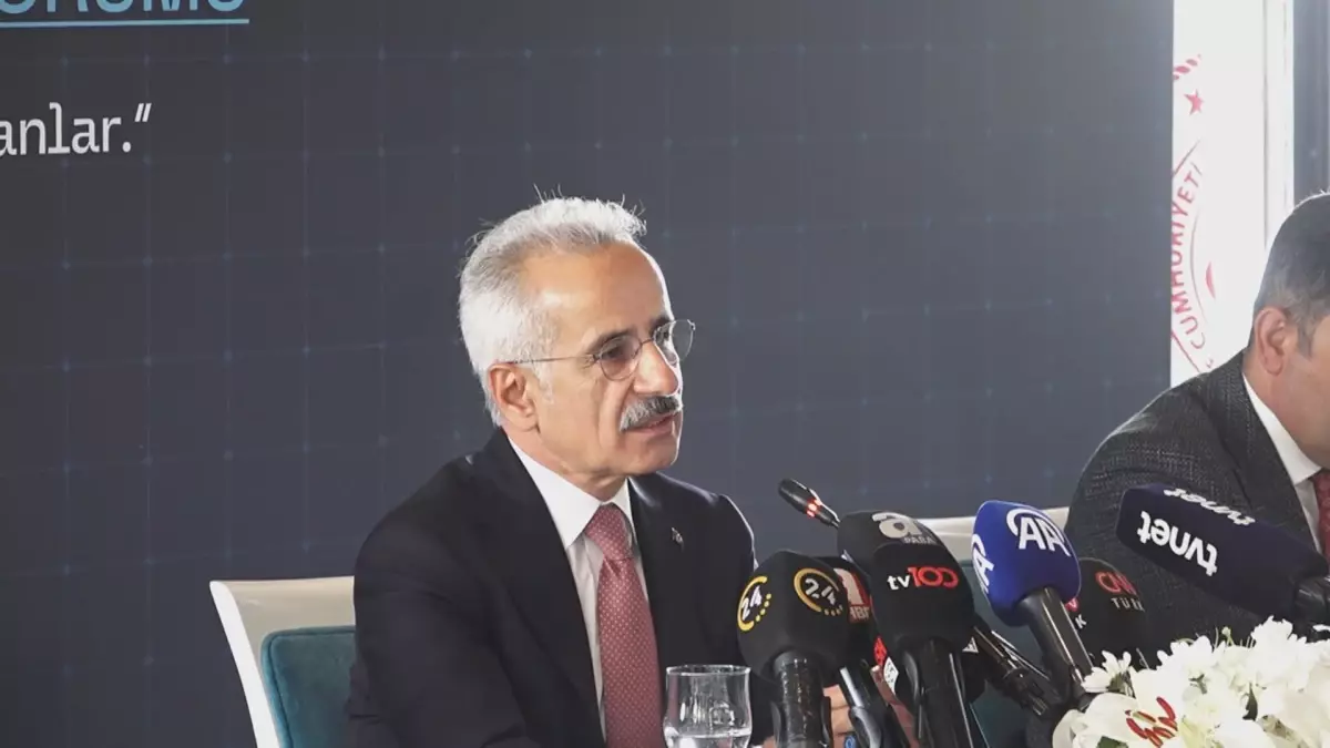 Bakan Uraloğlu: İran'da 7, Irak'ta da 4 uçağımız kaldı