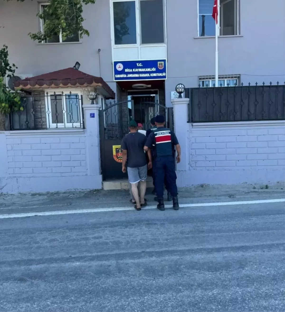 Çanakkale'de Yangınlara Neden Olan 3 Kişi Hakkında Adli İşlem Yapıldı