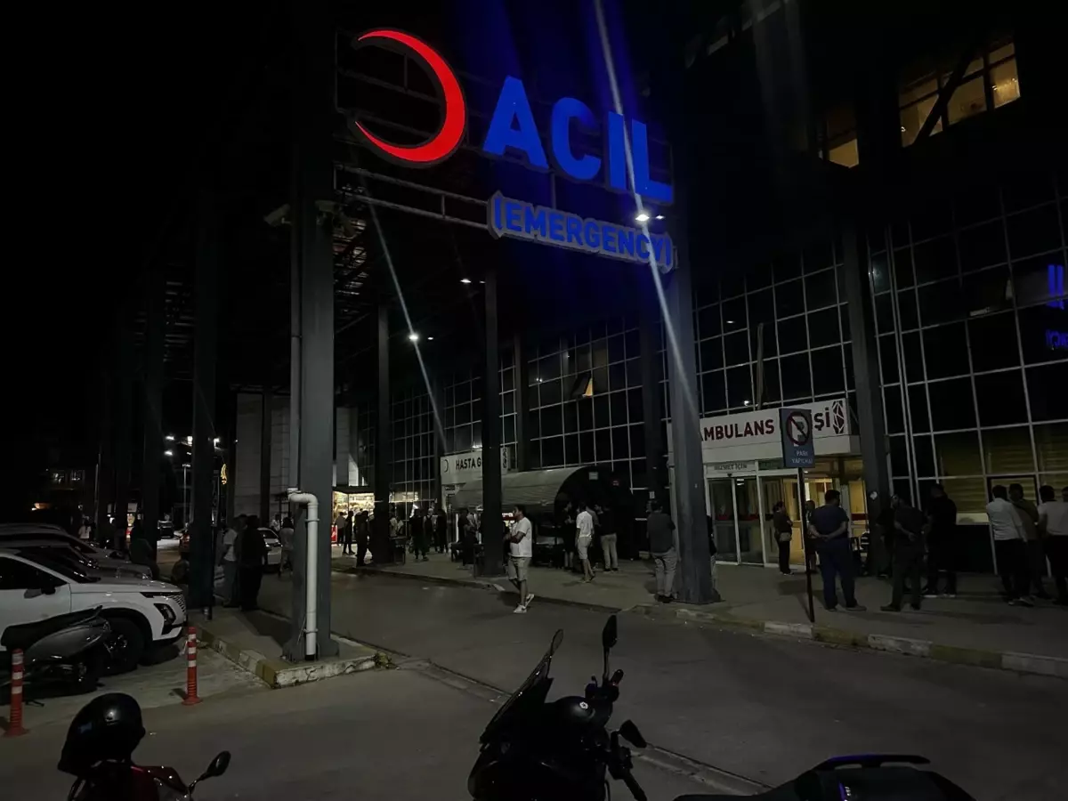 Ödemiş'te Motosiklet Kazası: İki Kişi Ağır Yaralandı