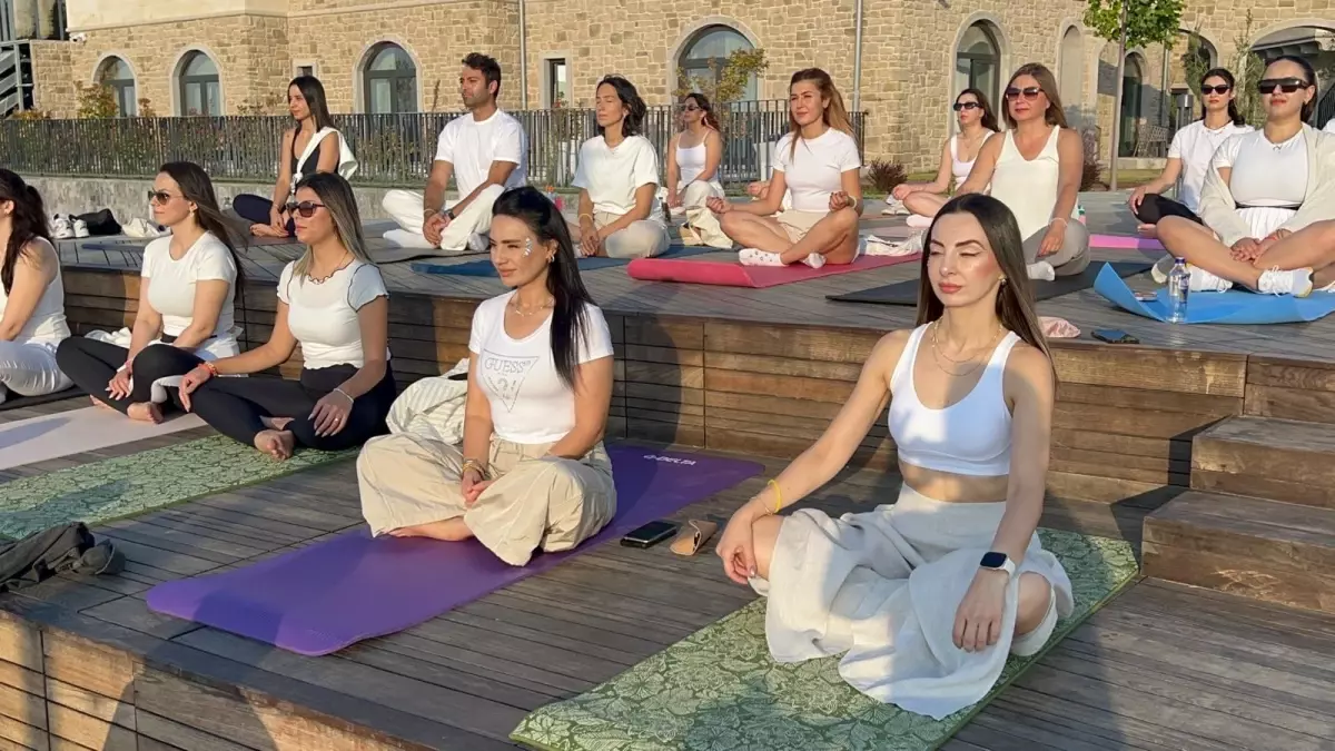 Kapadokya'da Uluslararası Yoga Günü Etkinliği