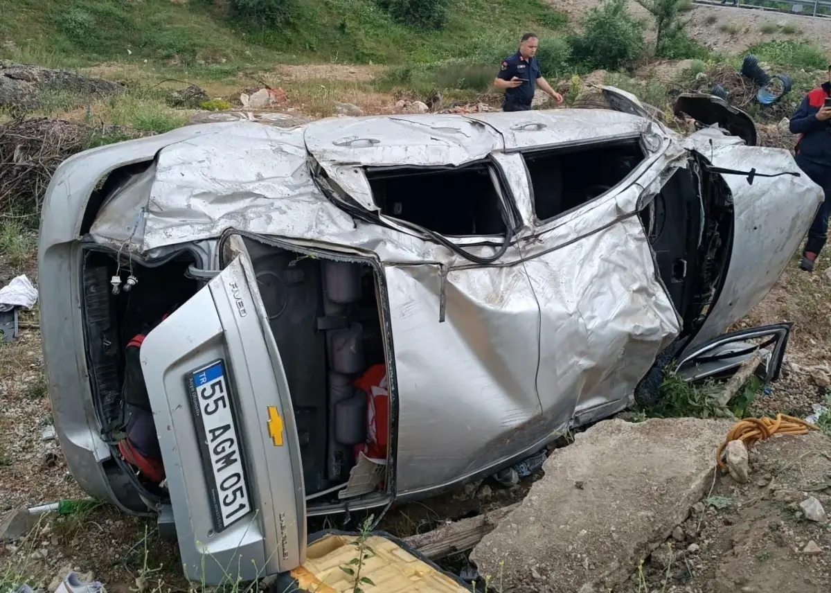 Samsun'da Trafik Kazası: 18 Yaşındaki Genç Hayatını Kaybetti