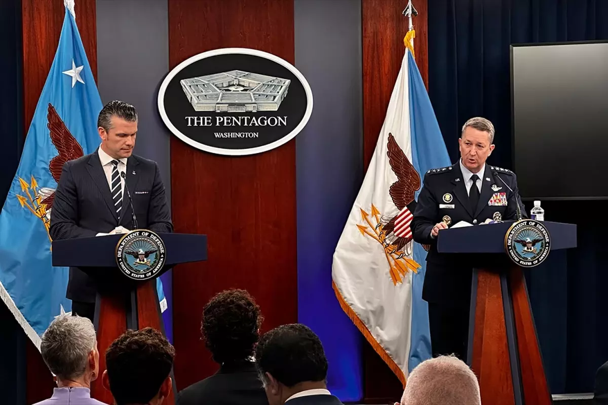 Pentagon: Başkomutan Trump'tan saldırı emri aldık, İran'ın nükleer programı yok oldu