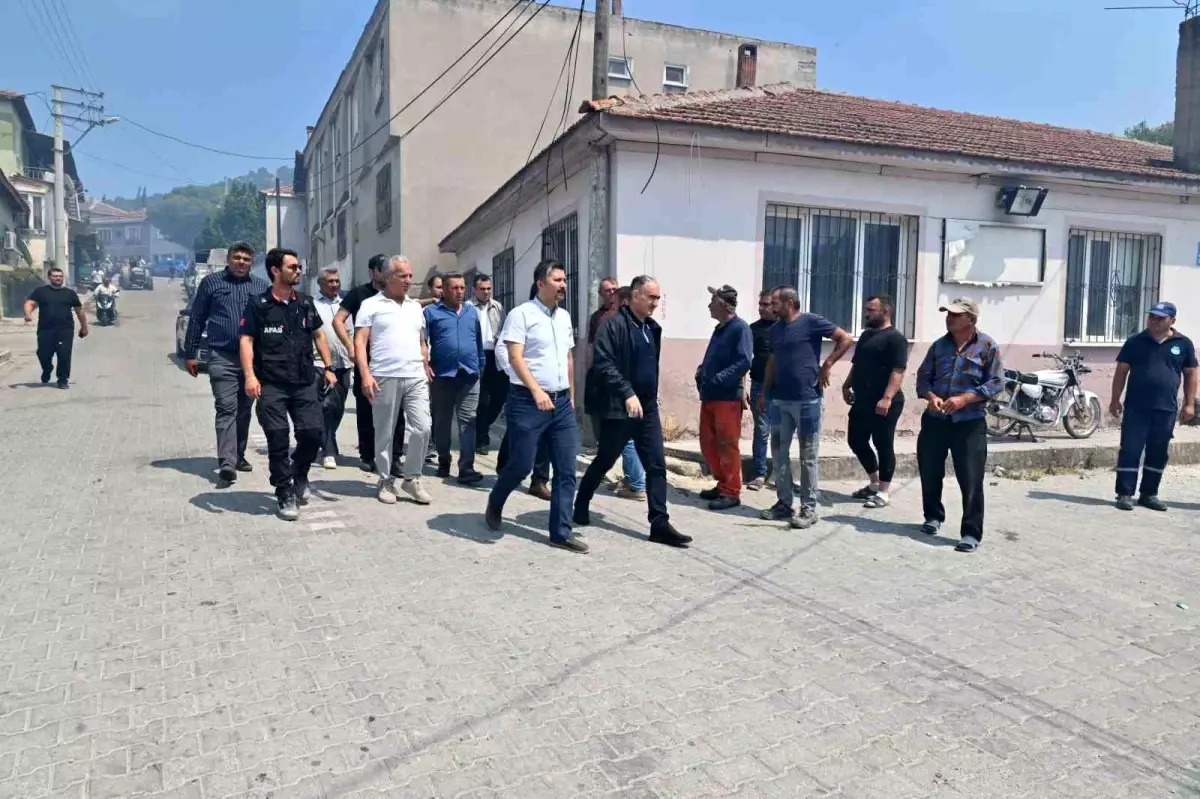 Manisa'da Yangınla Mücadele Devam Ediyor