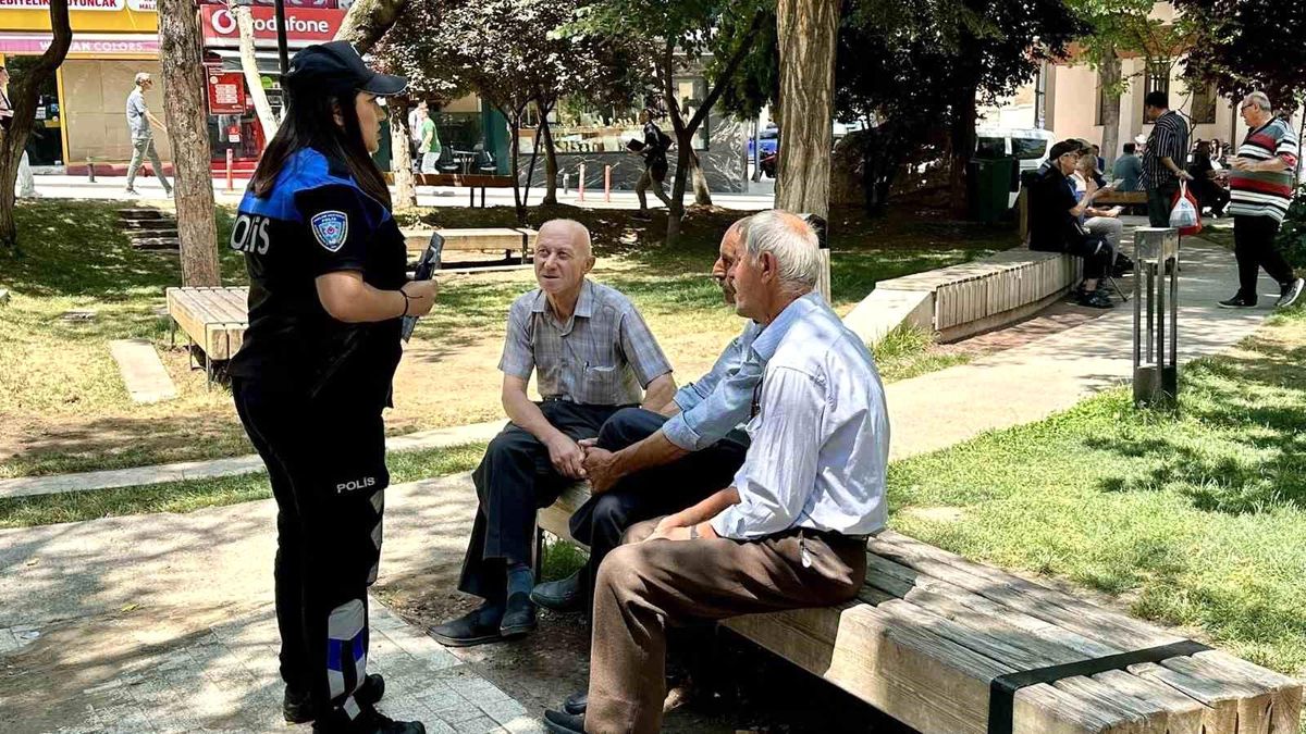 Bilecik'te Yaşlılara Dolandırıcılığa Karşı Bilgilendirme