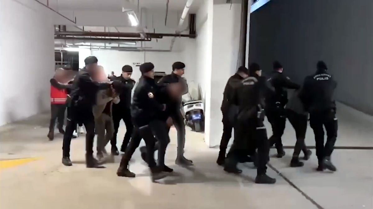 Dolandırıcılık Operasyonları: 307 Şüpheli Yakalandı, 181'i Tutuklandı