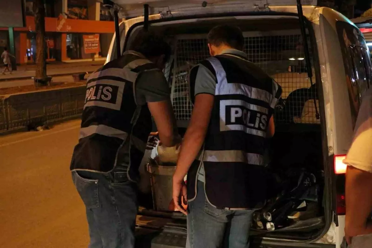 Burdur'da Emniyet Operasyonları: 33 Aranan Şahıs Yakalandı