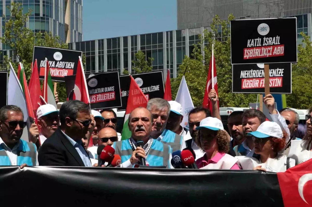Büro Memur-Sen, ABD Büyükelçiliği Önünde İsrail ve ABD'ye Protesto Düzenledi