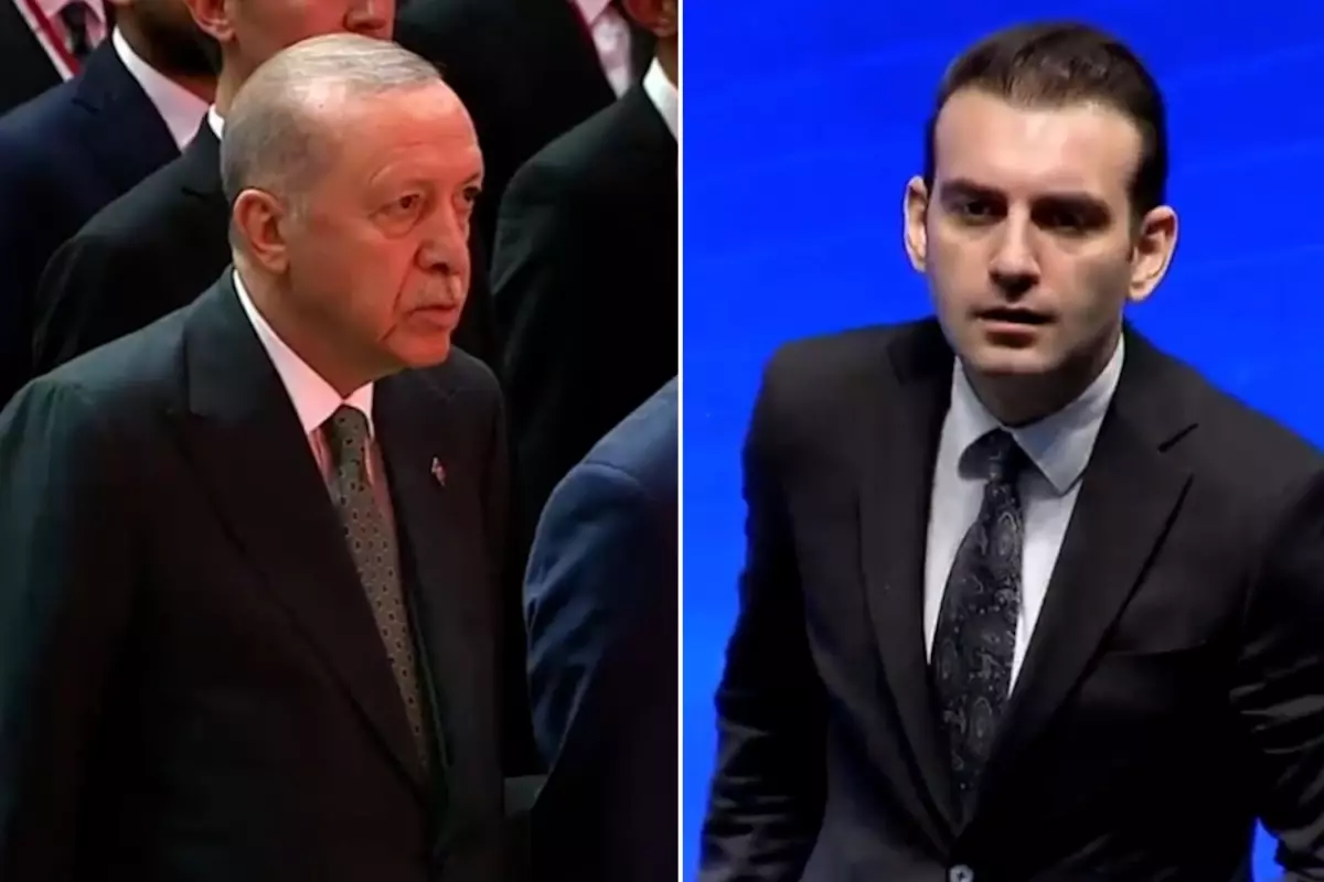 Cumhurbaşkanı Erdoğan, katıldığı programda gelen telefon sonrası salondan ayrıldı