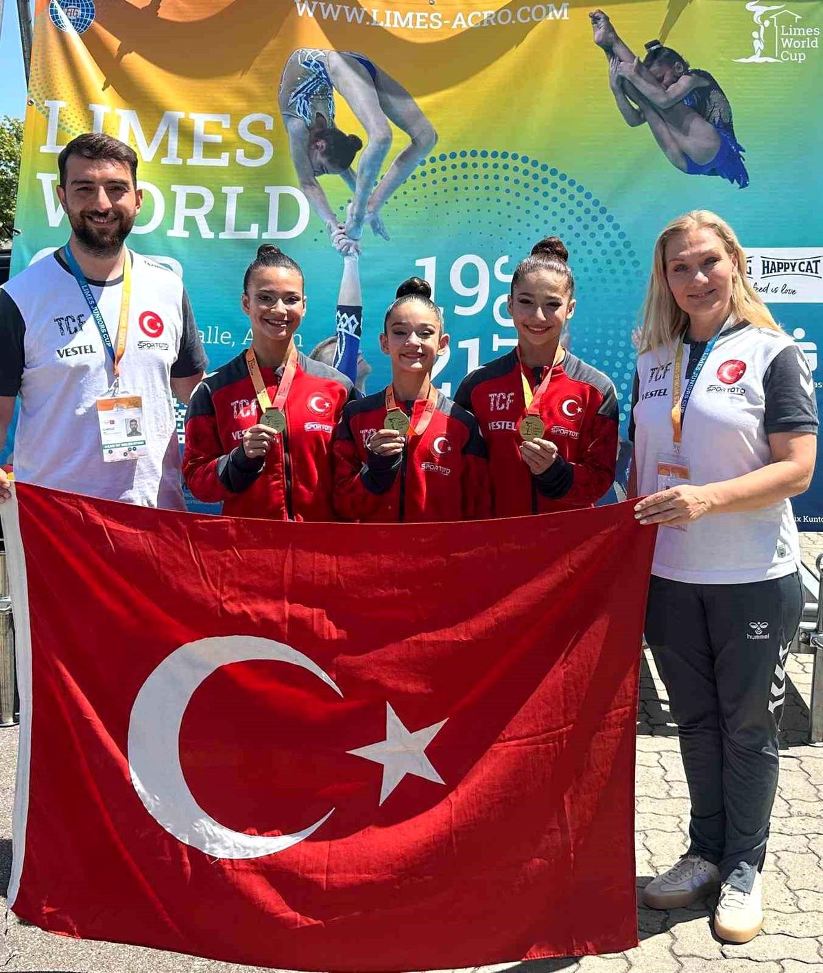 Milli Takım Kadın Grup Kategorisinde Altın Madalya Kazandı