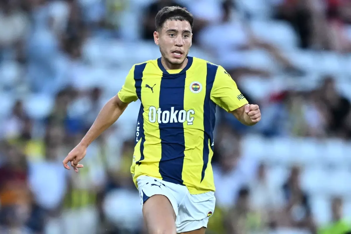 Emre Mor Fenerbahçe'ye geri döndü