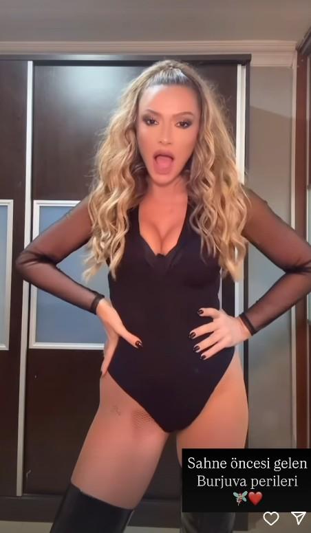 Hadise danced in front of the mirror in her bold stage costume