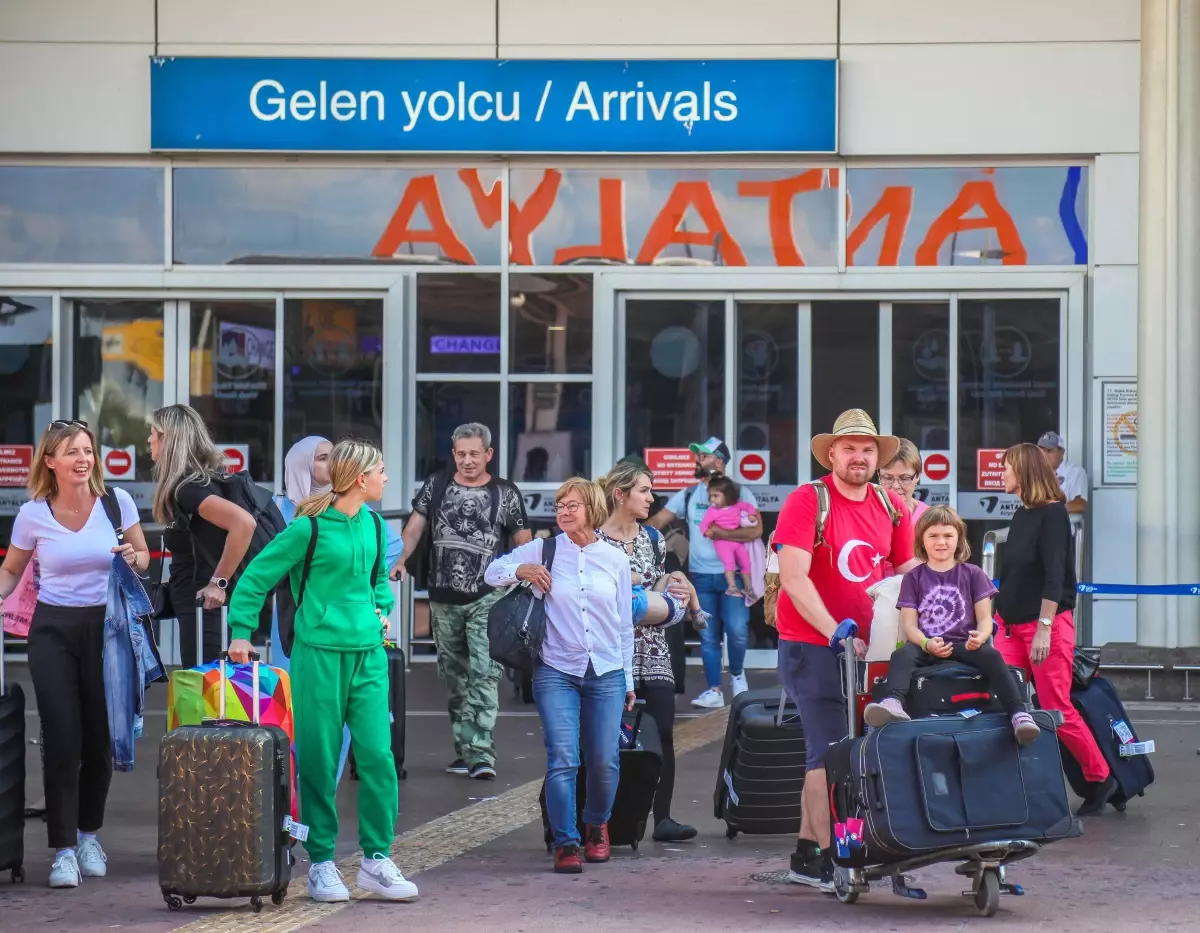 Hürmüz Boğazı'nın Kapatılması Turizmi Tehdit Ediyor