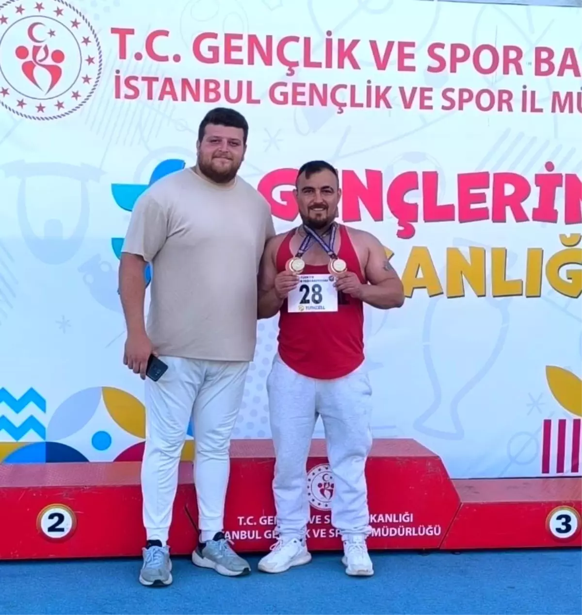 Hakan Dağ, Türkiye Para Atletizm Şampiyonası'nda İki Madalya Kazandı