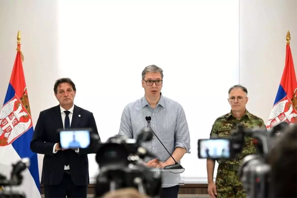 Vucic: ABD'nin İran'a Saldırısı Uluslararası Hukuku İhlal Ediyor