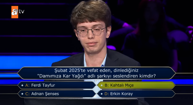 Şubat 2025'te vefat eden, dinlediğiniz 'Damımıza Kar Yağdı' adlı şarkıyı seslendiren kimdir?