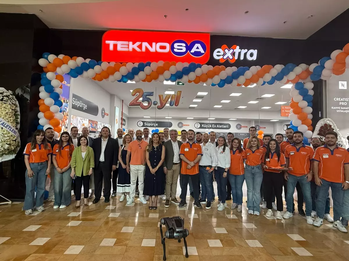 Teknosa İzmir Optimum AVM'deki Mağazasını Dijital Konseptiyle Yeniledi
