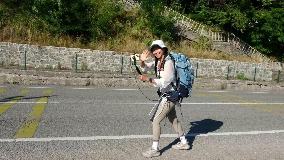 Güney Koreli Fenomen Hyojeong Park, Türkiye Turunda Ordu'ya Ulaştı