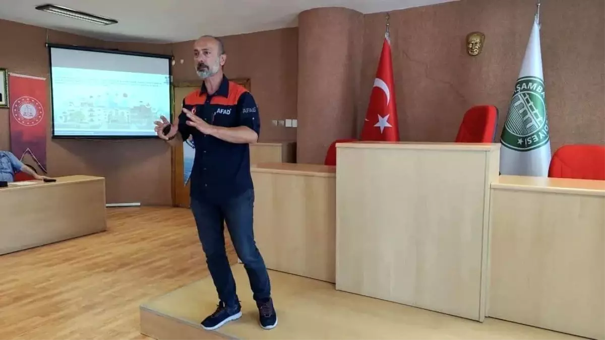 Samsun'da Yükümlülere Doğal Afet Bilincini Artırma Semineri