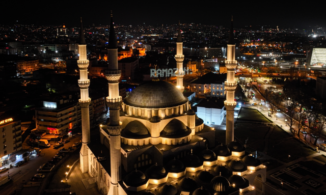 2025 Dini Günler Takvimi! Diyanet işleri Başkanlığı 2025 dini günler takvimi (Hicri takvim)